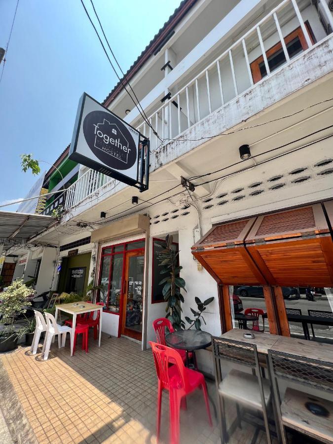 Together Backpackers Hostel Chiang Rai Exterior photo