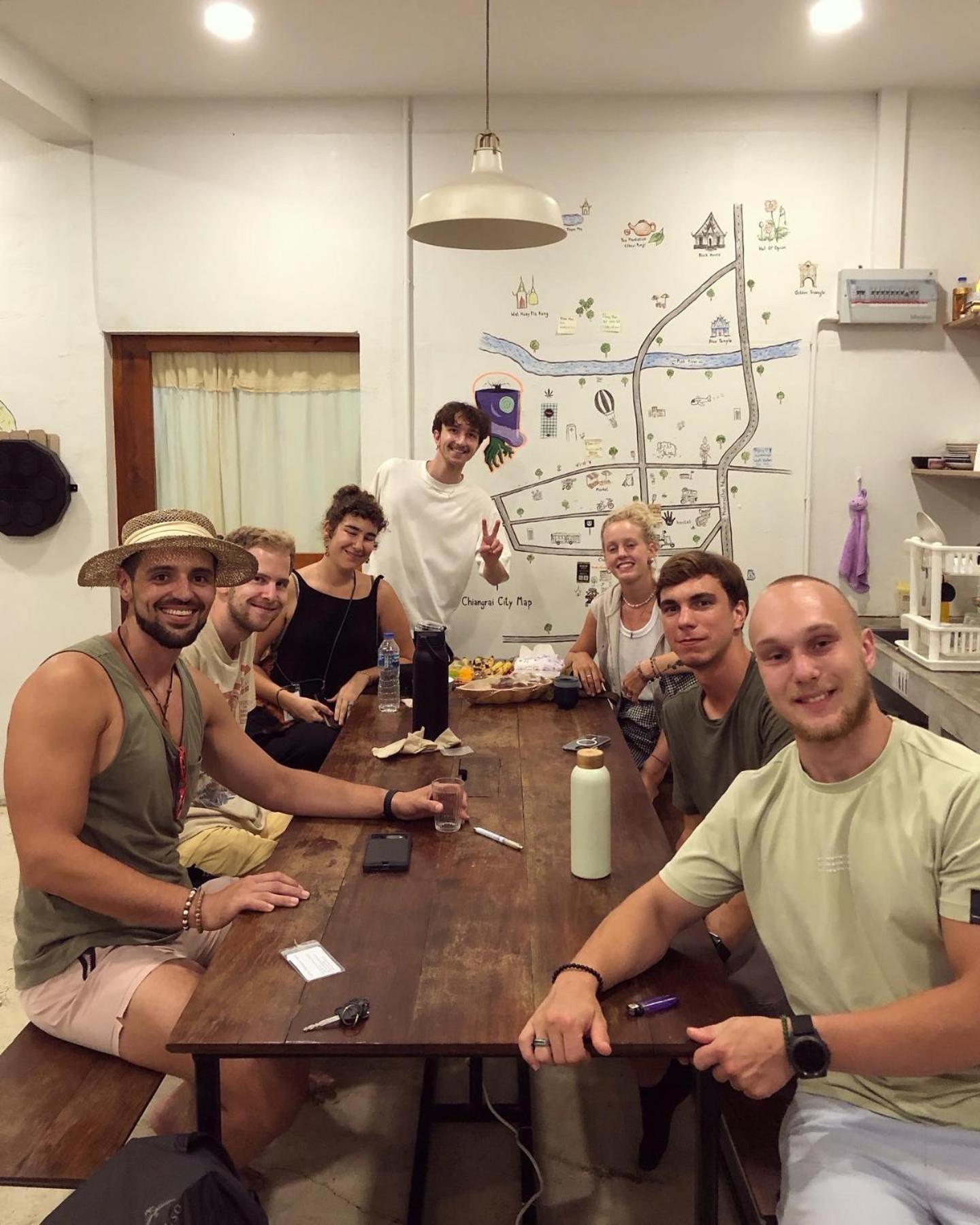 Together Backpackers Hostel Chiang Rai Exterior photo